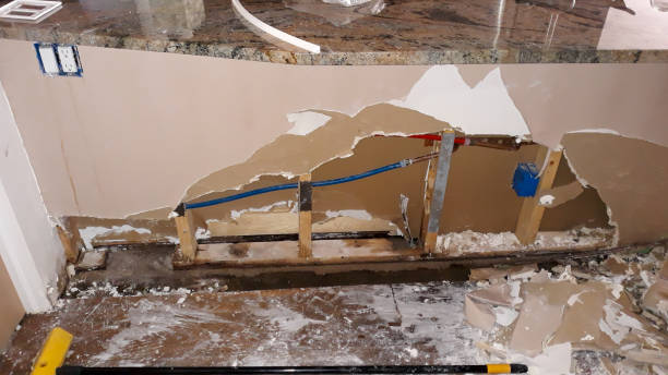 Best Water damage restoration near me  in Combe, LA